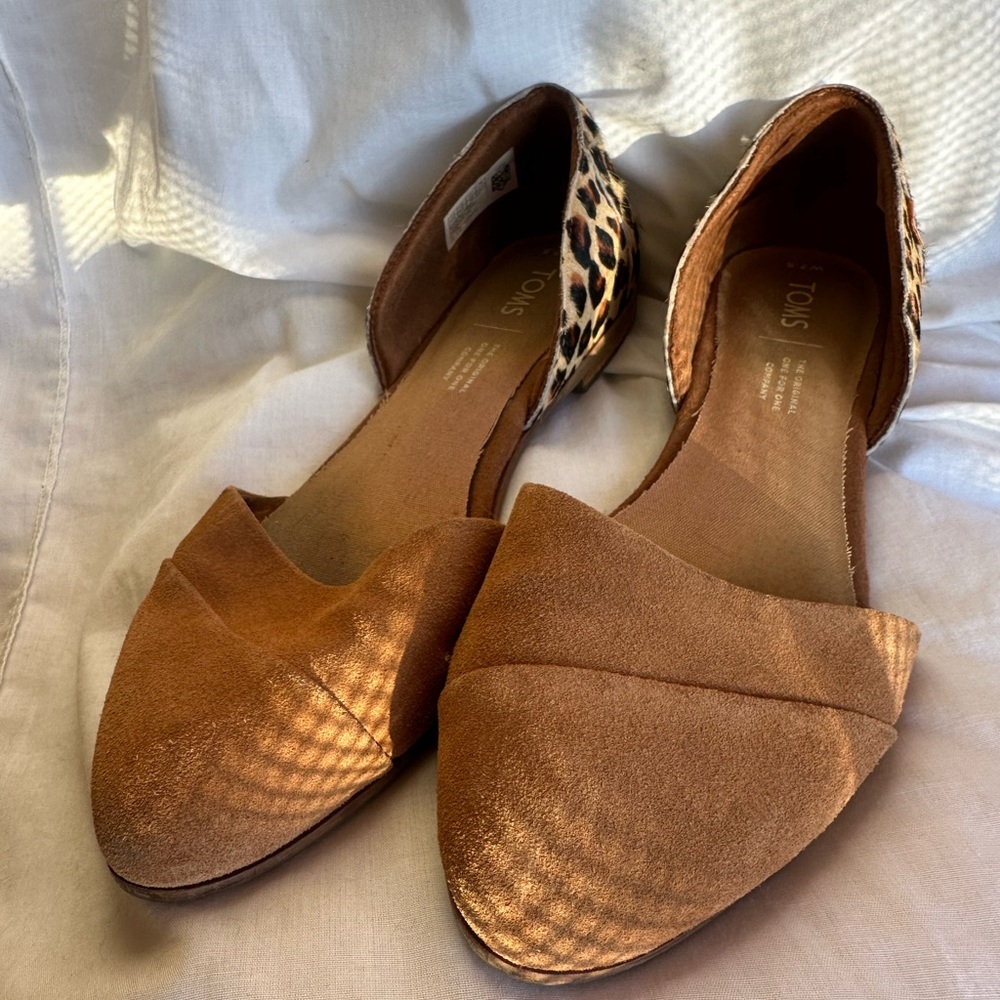 Toms Leopard and Brown Women's Flats